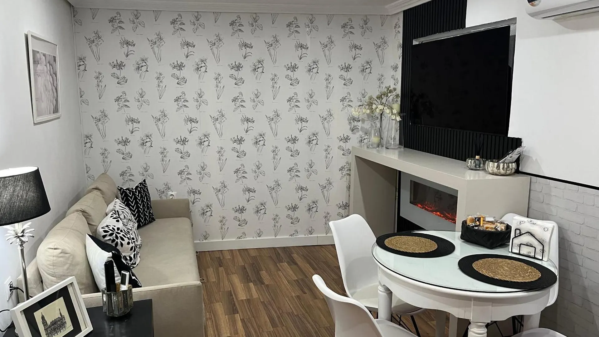 Torres De La Catedral Apartment Jaen